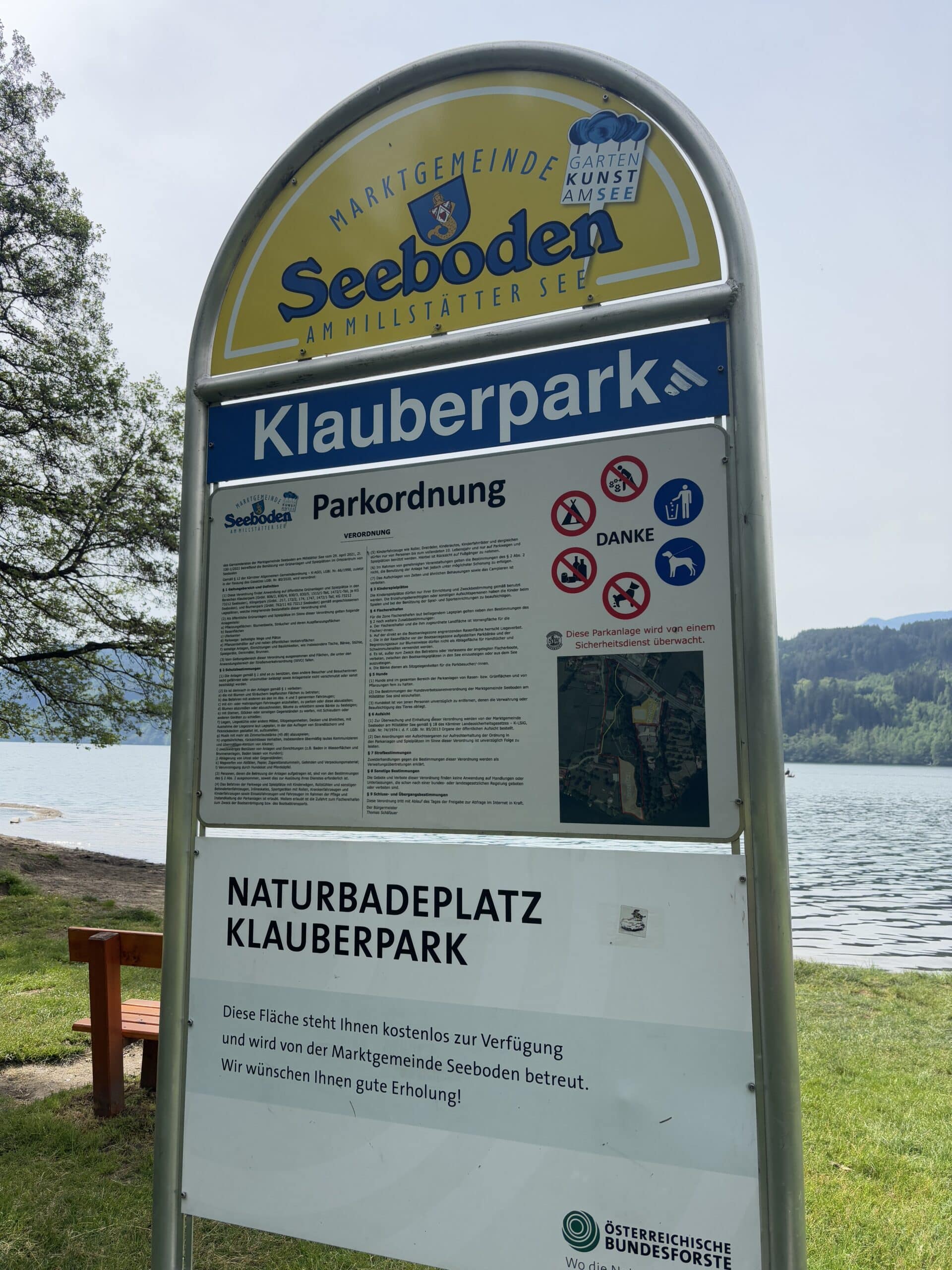 Hinweisschild Klauberpark Seeboden