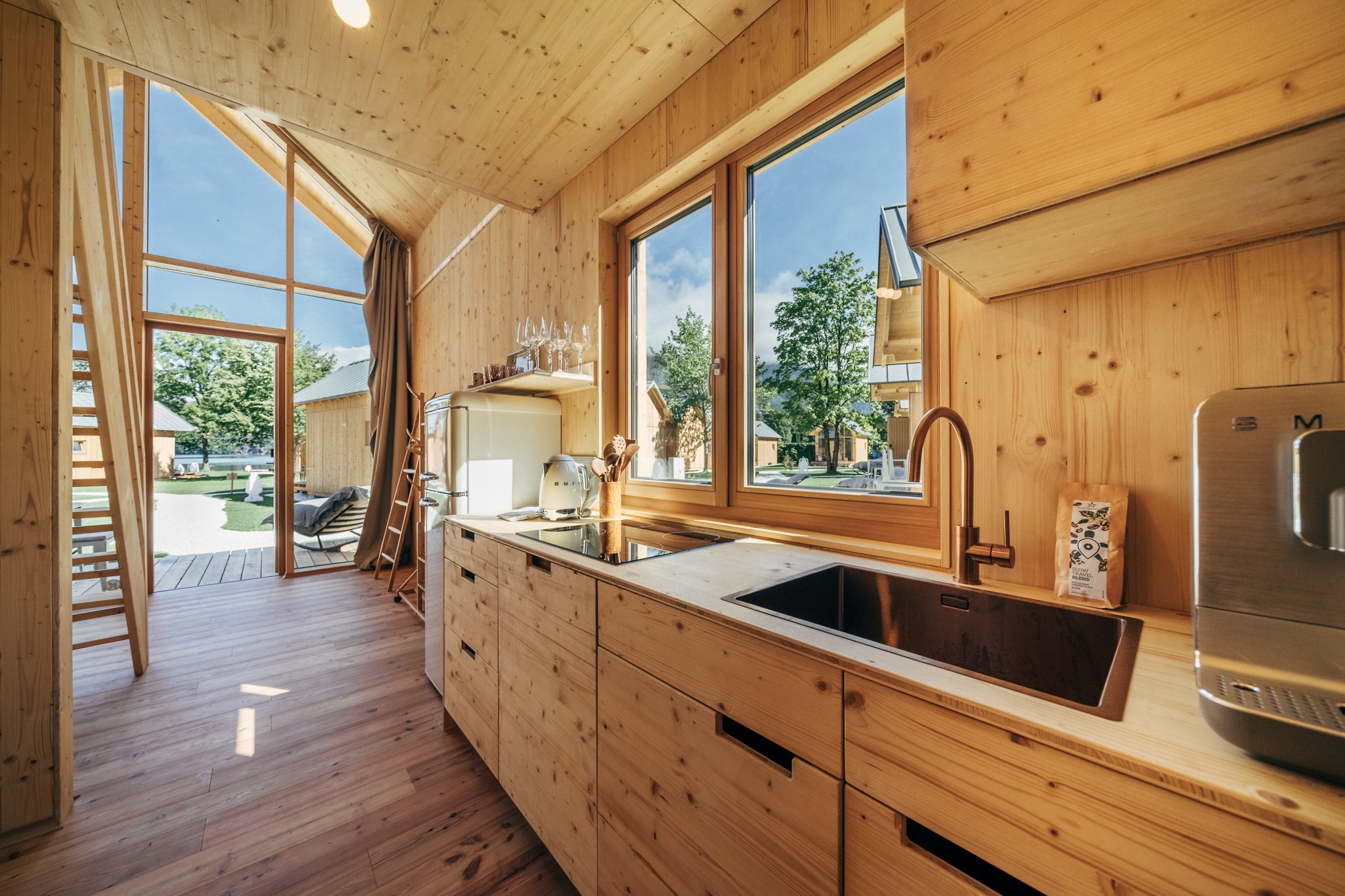 Tiny House aus Holz von Innen