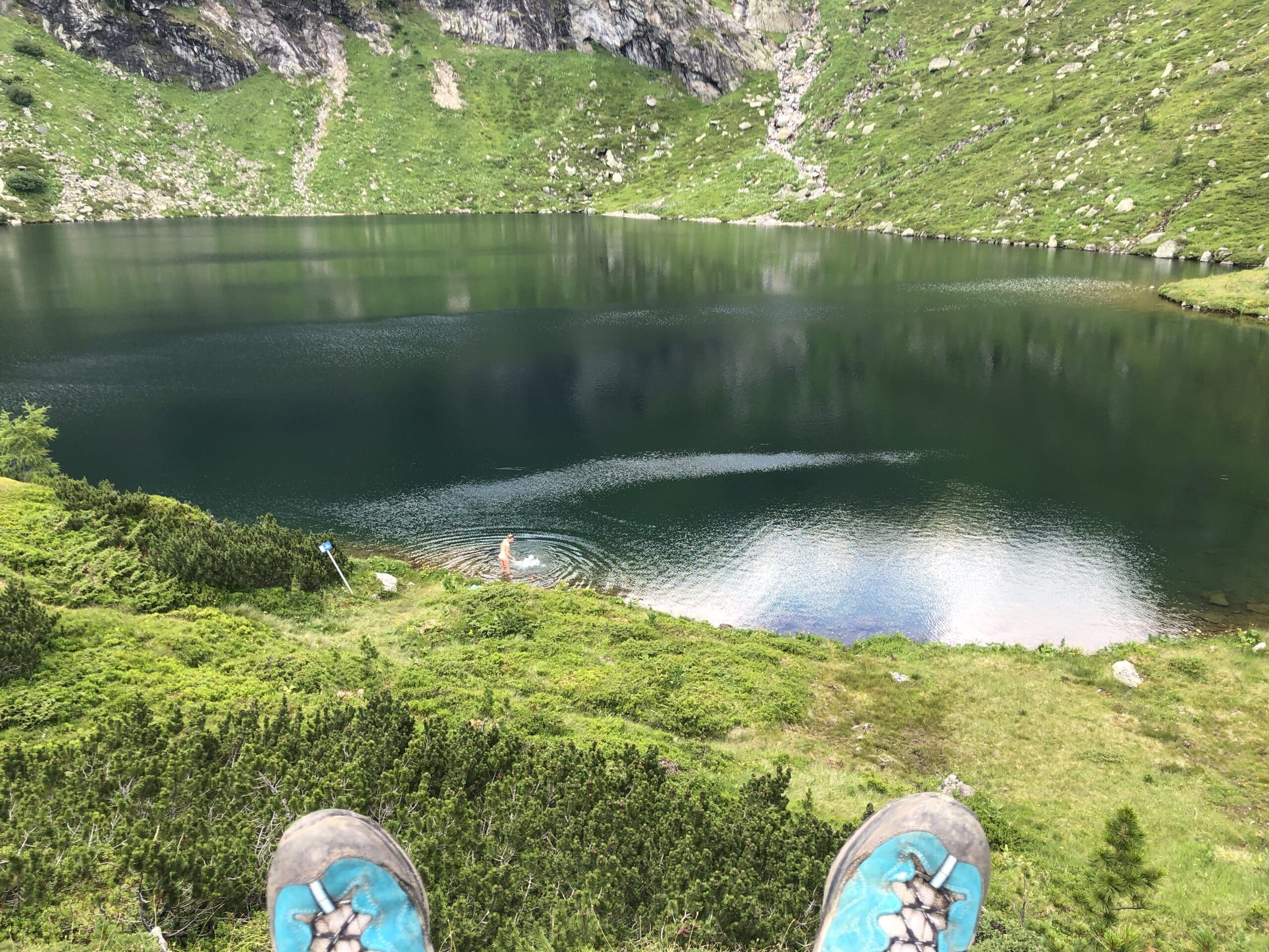 Blick auf Zwieflersee am Sölkpass; Bergsee