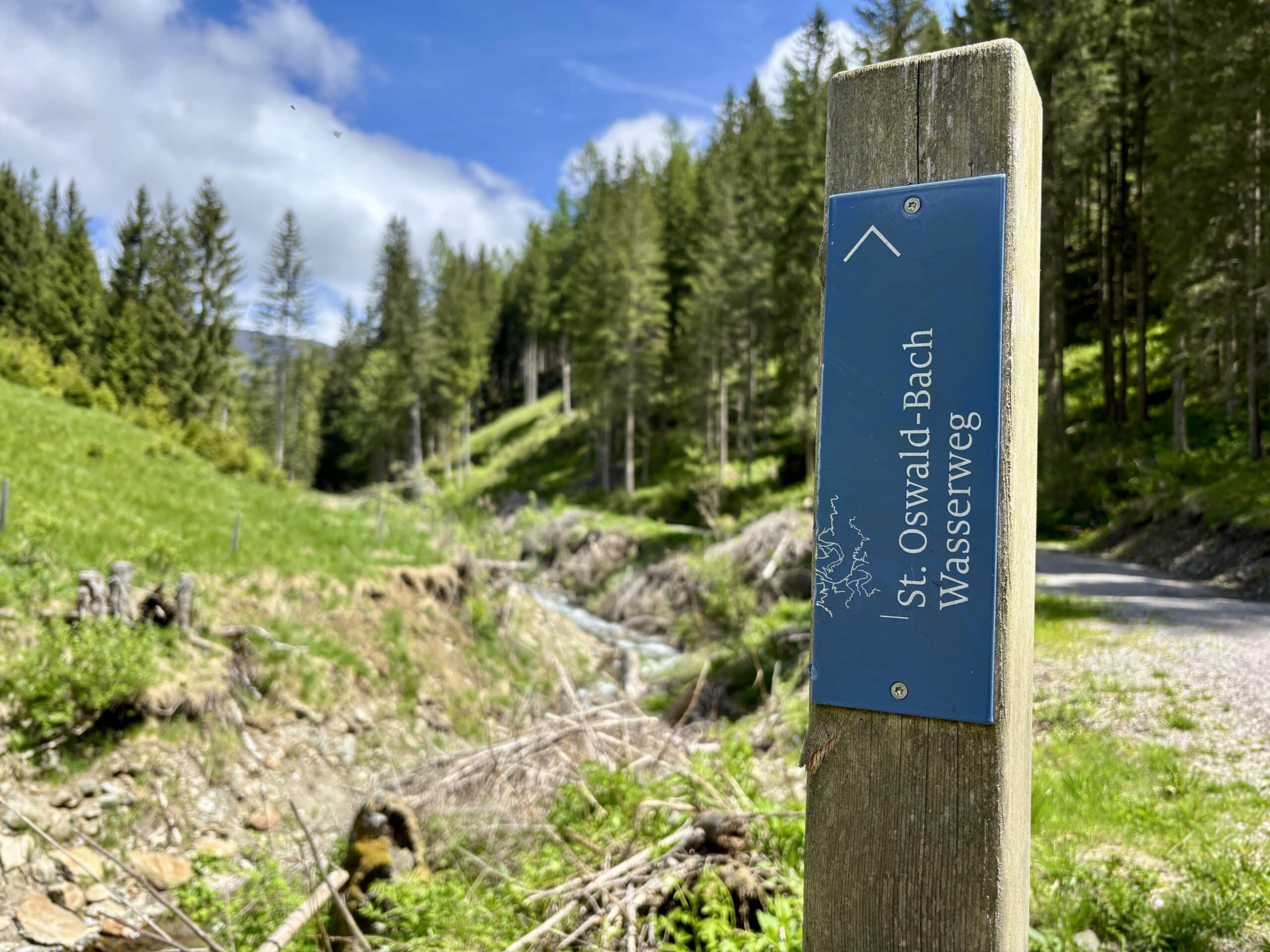 Wanderwegweiser St.Oswald-Bach Wasserweg