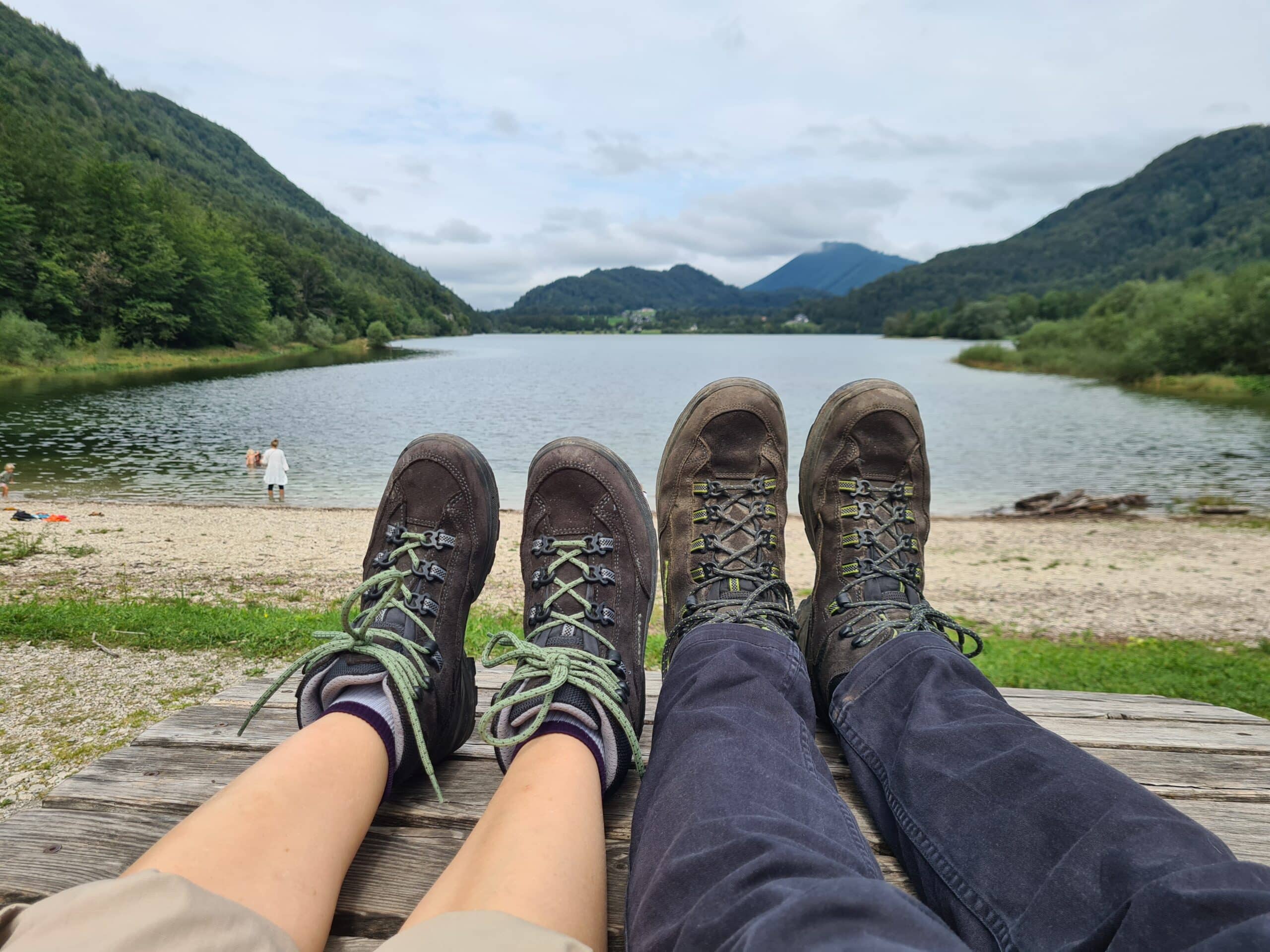 4 Beine, Wanderschuhe, Hintersee